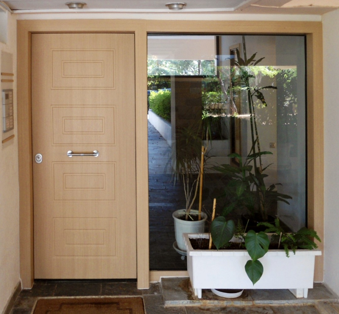 Πόρτα Laminate - Εισόδου Πολυκατοικίας Με 1 Σταθερό