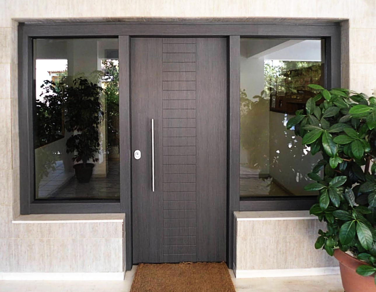 Πόρτα Laminate - Εισόδου Πολυκατοικίας Με 2 Σταθερά