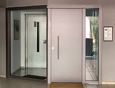 Πόρτα Laminate - Εισόδου Πολυκατοικίας Με 2 Σταθερά