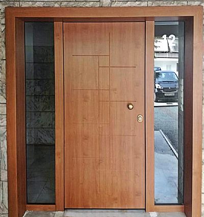 Πόρτα Laminate - Εισόδου Πολυκατοικίας Με 2 Σταθερά