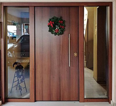 Πόρτα Laminate - Εισόδου Πολυκατοικίας Με 2 Σταθερά