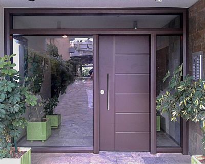 Πόρτα Αλουμινίου - Εισόδου Πολυκατοικίας Με 2 Σταθερά & Φεγγίτη